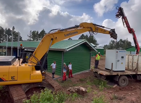 法属波利尼西亚“光伏+储能+柴发”微电网系统